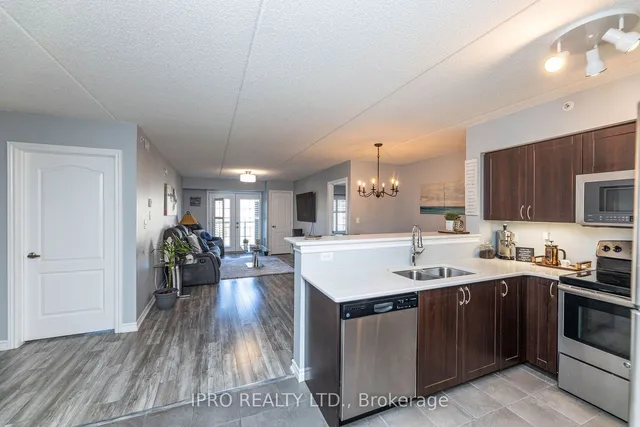 Additional image 7 of 1450 Main St Unit 304