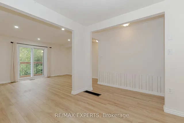 Additional image 15 of 34 Bow Valley Dr Unit 9