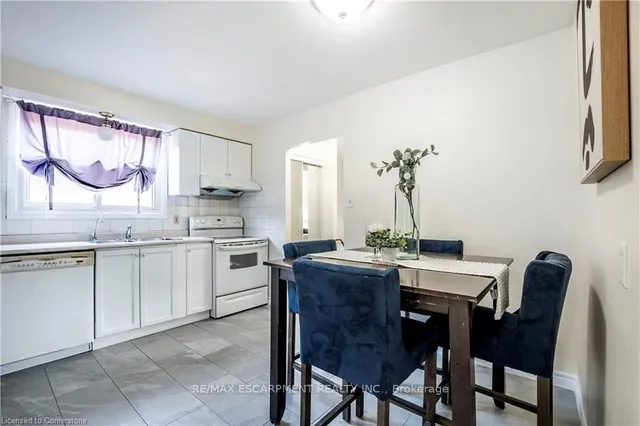 Additional image 12 of 24 Bow Valley Dr