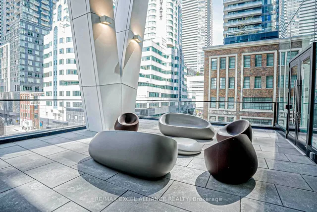 Additional image 31 of 357 King St Unit 3009