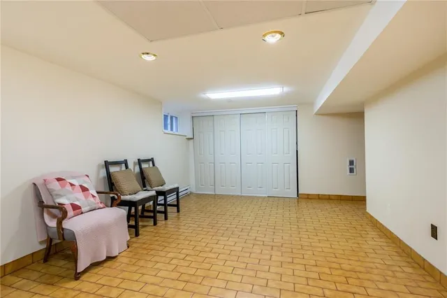 Additional image 18 of 2317 Lakeshore Rd