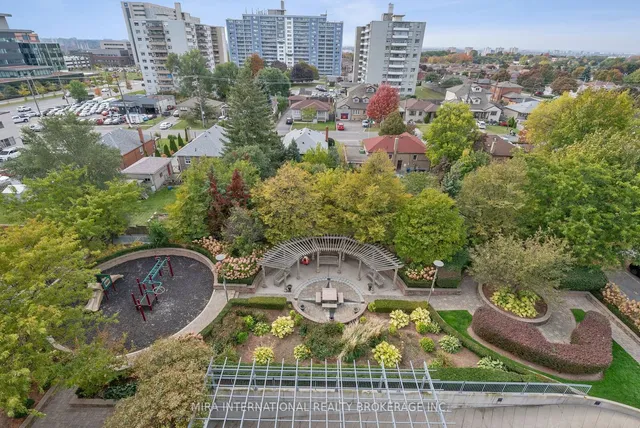 Additional image 34 of 2772 keele St Unit 713