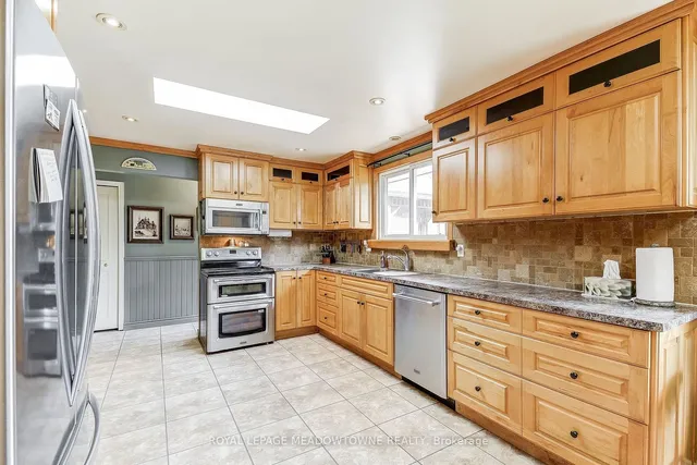 Additional image 9 of 1602 Hwy 6