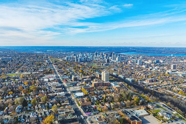 Additional image 32 of 189 Crockett St