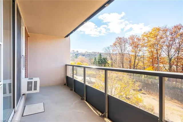 Additional image 26 of 1966 Main St Unit 804