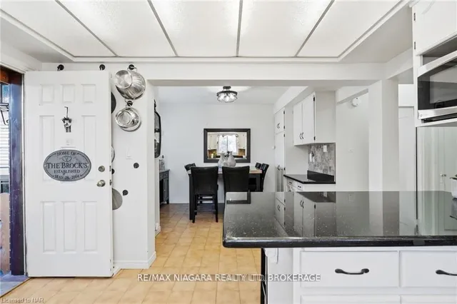 Additional image 11 of 1671 KING St