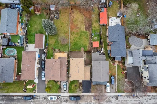 Additional image 32 of 279 Hatt St