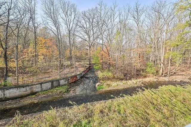 Additional image 37 of 3000 Creekside Dr Unit 601