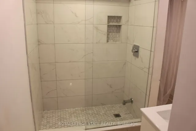 Additional image 25 of 250 Nashville Circ