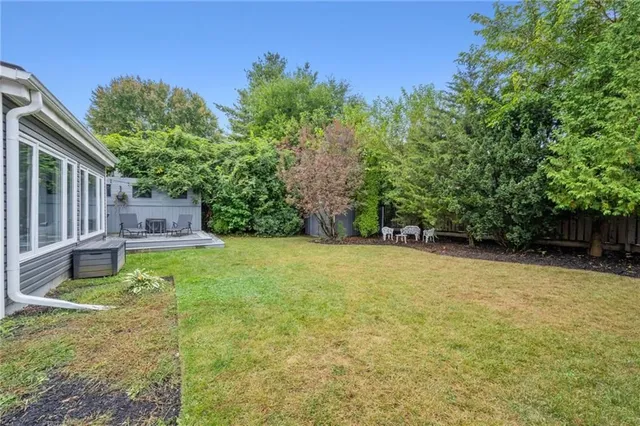 Additional image 5 of 2227 DEYNCOURT Dr