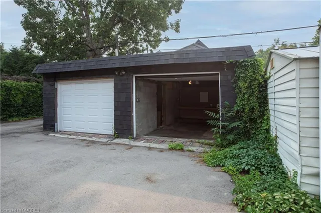 Additional image 20 of 49 Fairleigh Ave