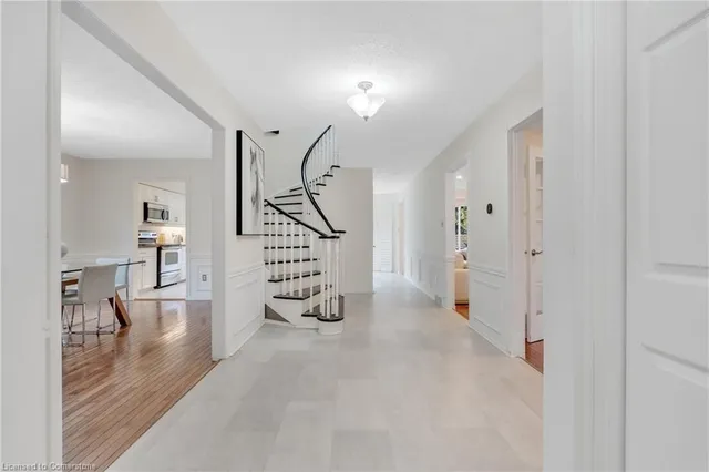 Additional image 7 of 196 Amberly Blvd