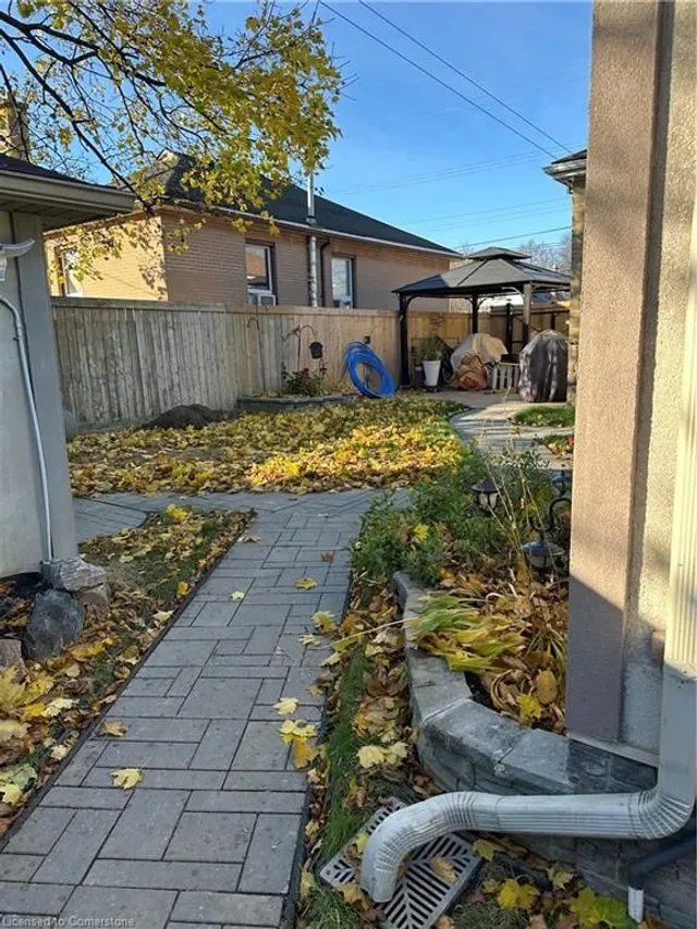 Additional image 3 of 627 Upper Sherman Ave