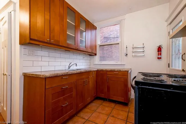 Additional image 40 of 31 St Clair Ave