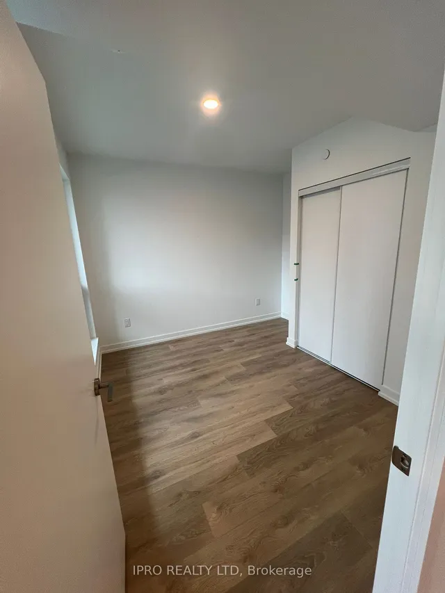 Additional image 5 of 1100 Sheppard Ave Unit 509