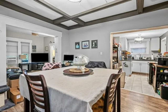 Additional image 7 of 95 Spadina Ave