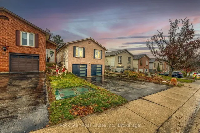 Additional image 39 of 75 Queen Victoria Dr