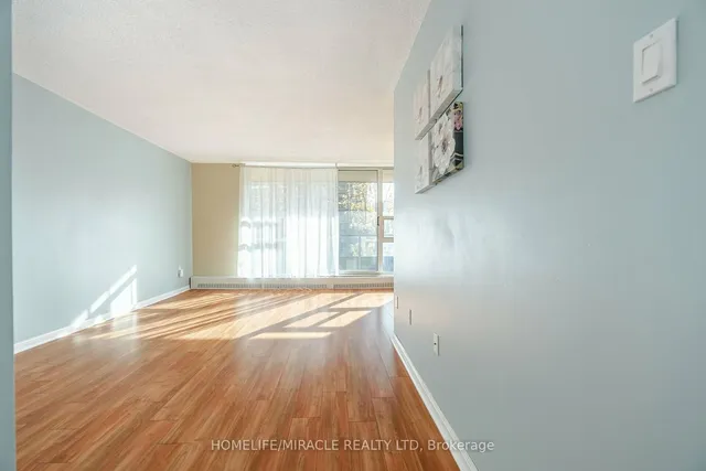 Additional image 6 of 1964 Main St Unit 501