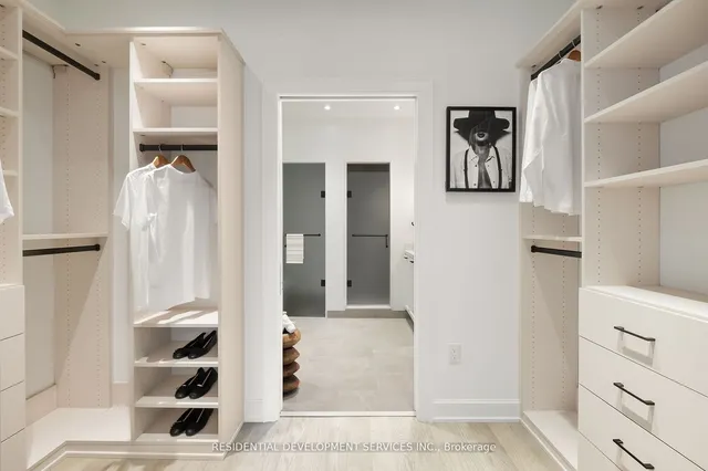 Additional image 8 of 1 Strathgowan Ave Unit 102