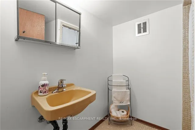 Additional image 21 of 130 San Francisco Ave