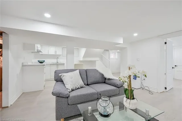 Additional image 34 of 222 Province St