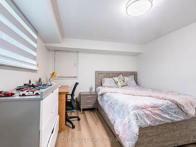 Additional image 30 of 392 Wilson Dr