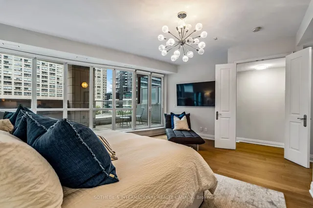 Additional image 22 of 761 Bay St Unit TH01