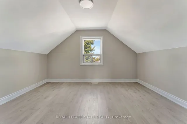 Additional image 19 of 2009 Brampton St