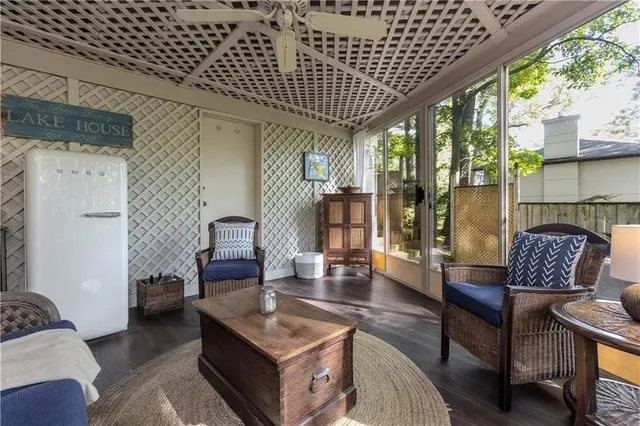 Additional image 30 of 766 SHADELAND Ave