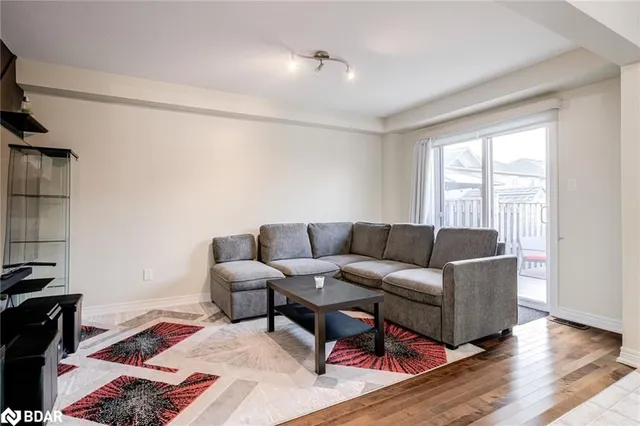 Additional image 13 of 10 Pumpkin Pass Unit 6