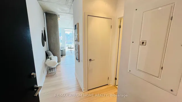 Additional image 5 of 318 King St Unit 508