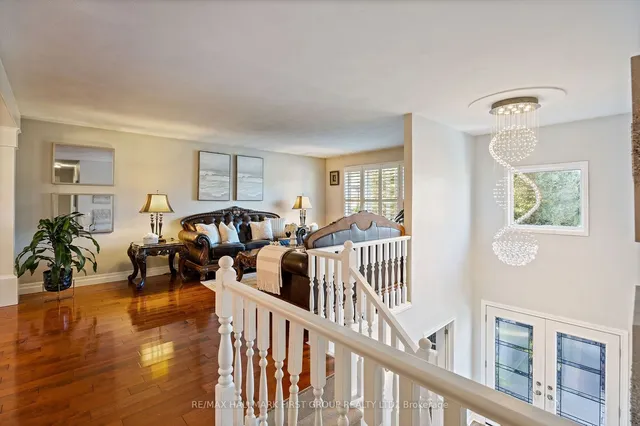 Additional image 8 of 12 Portal Crt