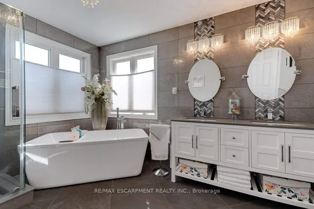 Additional image 24 of 35 Lido Dr