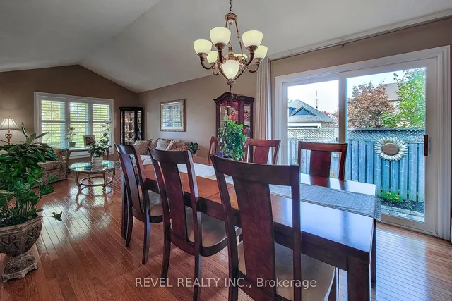 Additional image 9 of 2 Hampshire Pl