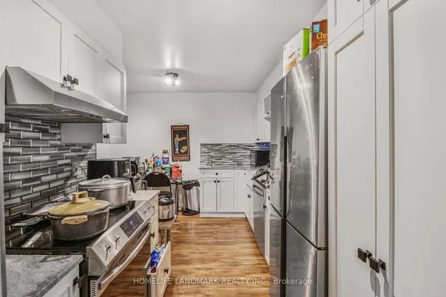 Additional image 30 of 716 The West Mall Unit 912