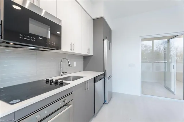 Additional image 19 of 415 Main St Unit 104