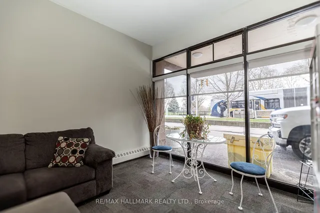 Additional image 28 of 1950 Main St Unit 607