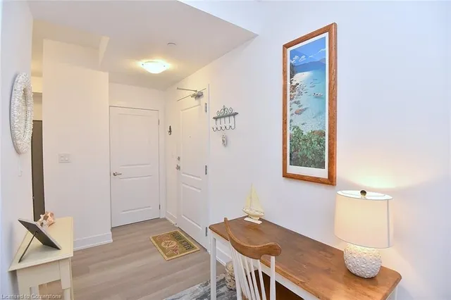 Additional image 17 of 450 Dundas St Unit 707