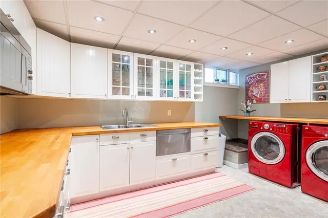 Additional image 18 of 702 KING Rd