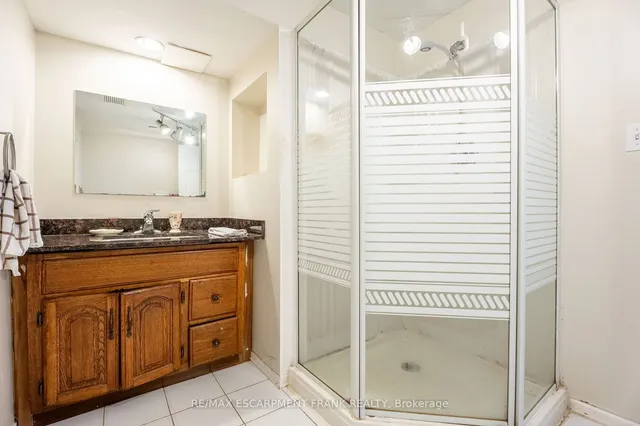 Additional image 36 of 7 GRANDOAKS Dr