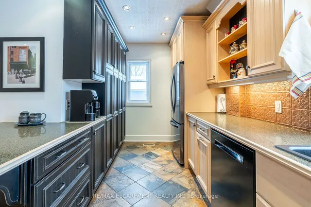 Additional image 19 of 1304 Brock Rd