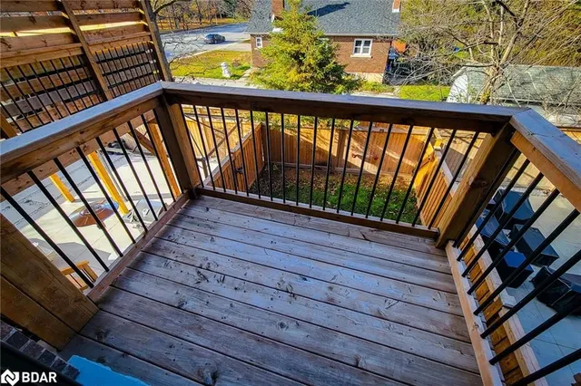 Additional image 19 of 445 Ontario Street South St Unit 2