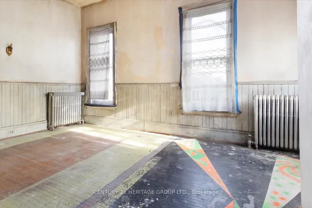 Additional image 27 of 143 Catharine St