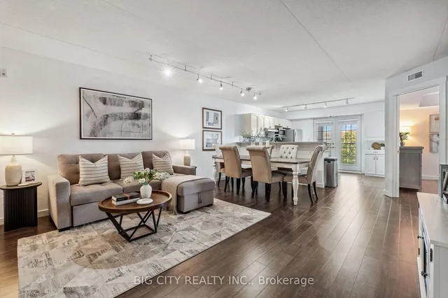 1421 Walker's Line Unit 305