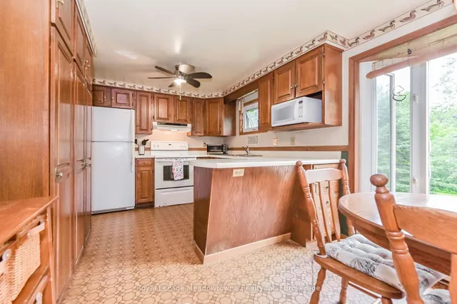 Additional image 16 of 8633 30 SIDEROAD