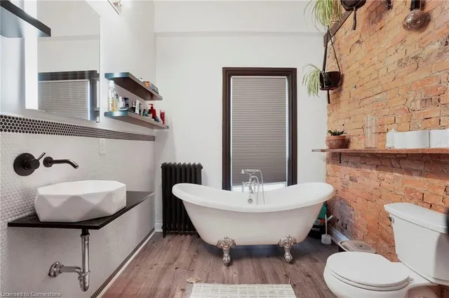 Additional image 15 of 136 East Ave