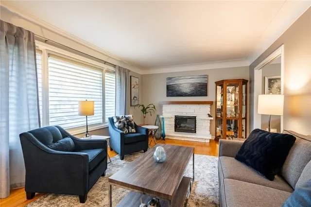 Additional image 5 of 2434 EILEEN Dr