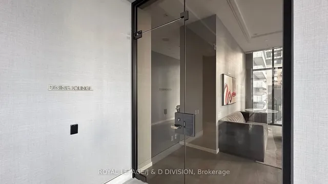 Additional image 38 of 50 Charles St Unit 5502