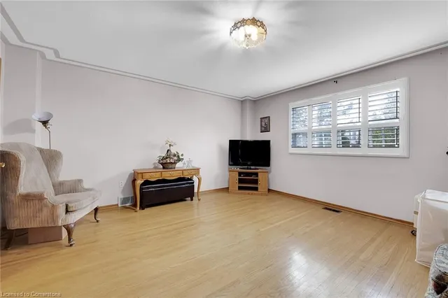 Additional image 27 of 31 Owen Pl