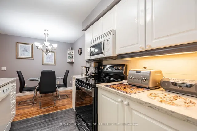 Additional image 11 of 980 Golf Links Rd Unit 107